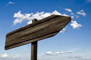 signpost-235079_1920
